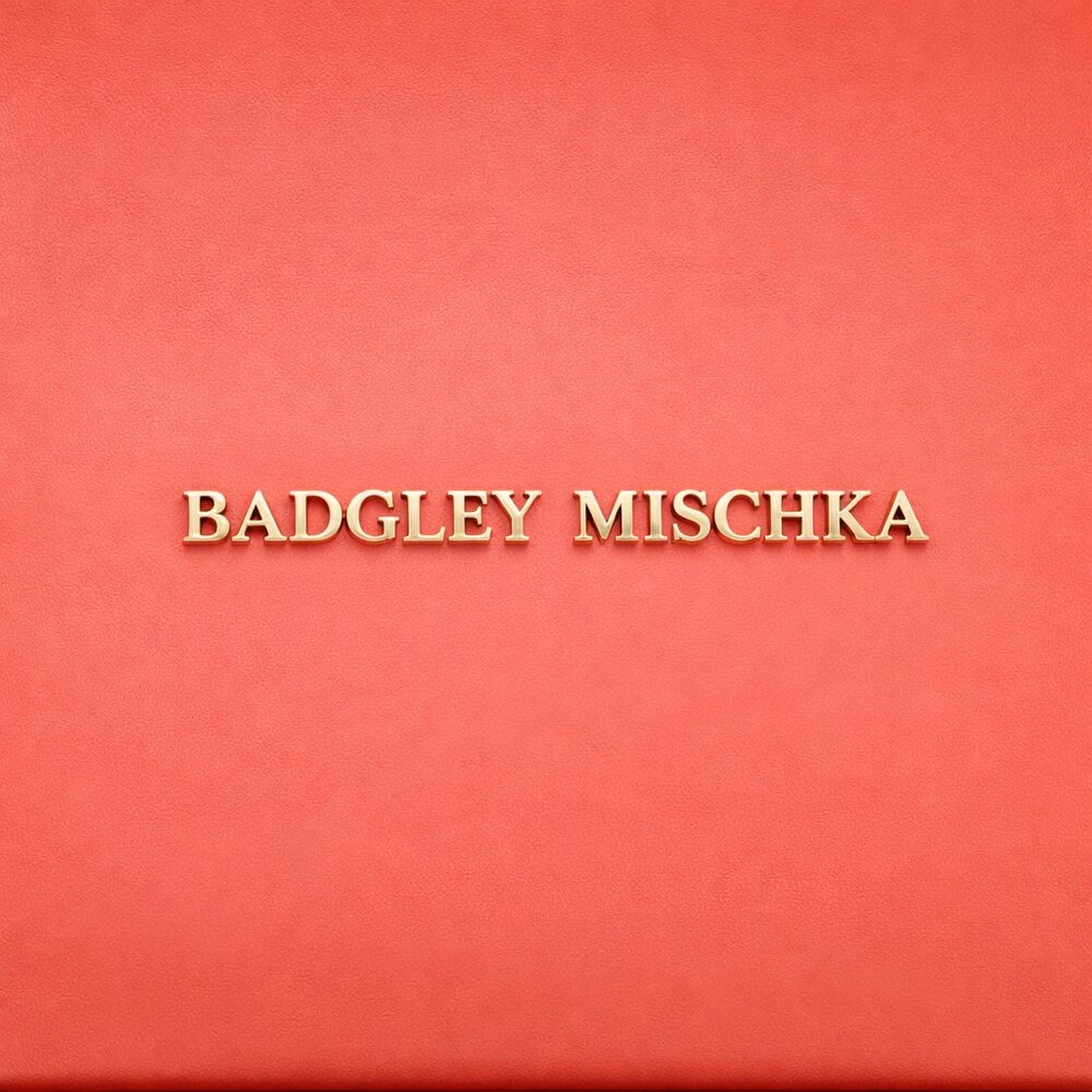 Gorgeous Vegan Leather Badgley Mischka Coral Shoulder Bag NWT - Picture 3 of 11